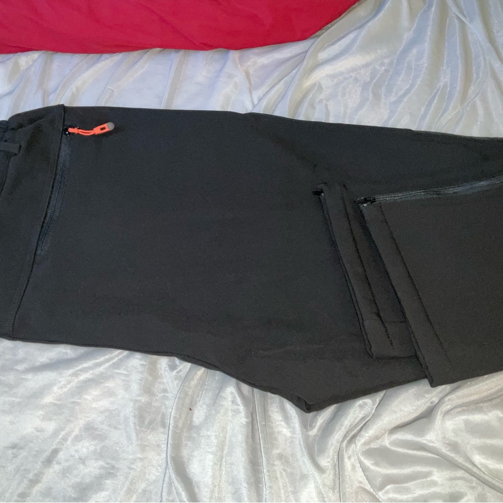Northbound gear Men's Black Cargo Pants with Orange Zipper